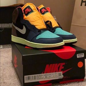 Jordan 1 Bio Hack size 4Y